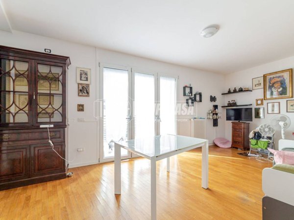 appartamento in vendita a Milano in zona Precotto