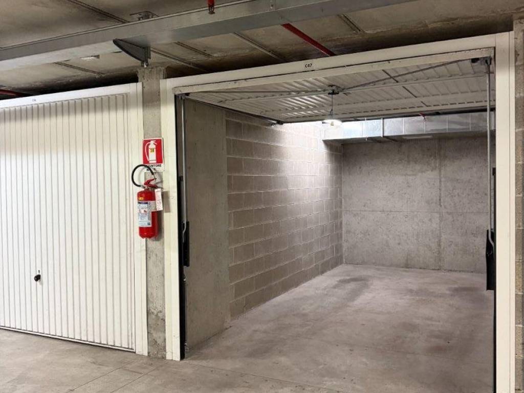 box auto in vendita a Milano