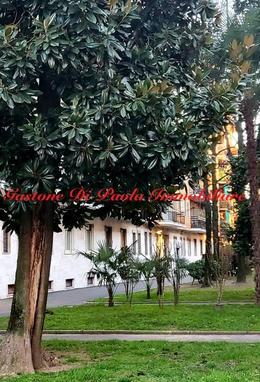 appartamento in vendita a Milano in zona Famagosta