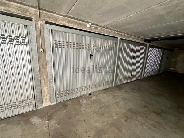 box auto in vendita a Milano in zona Ronchetto sul Naviglio