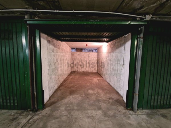 box auto in vendita a Milano in zona San Cristoforo