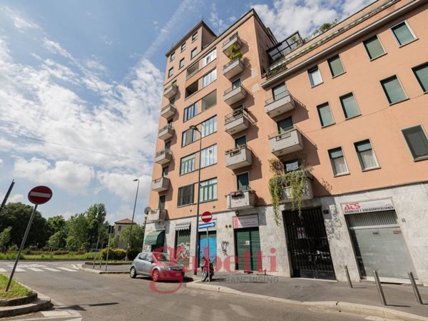 appartamento in vendita a Milano in zona Bande Nere