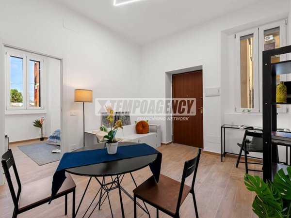 appartamento in vendita a Milano in zona Ortica