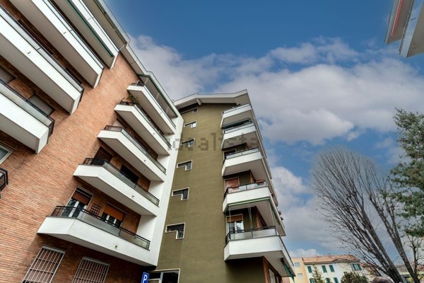appartamento in vendita a Milano in zona Stadera
