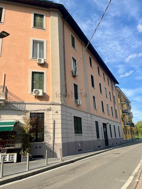 appartamento in vendita a Milano in zona Rogoredo