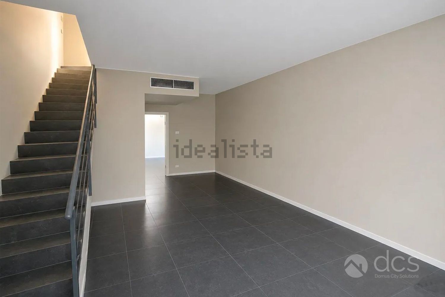 appartamento in vendita a Milano in zona Bande Nere