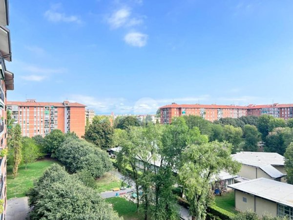 appartamento in vendita a Milano in zona Feltre