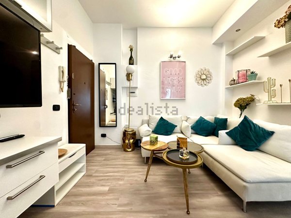 appartamento in vendita a Milano in zona Vigentino