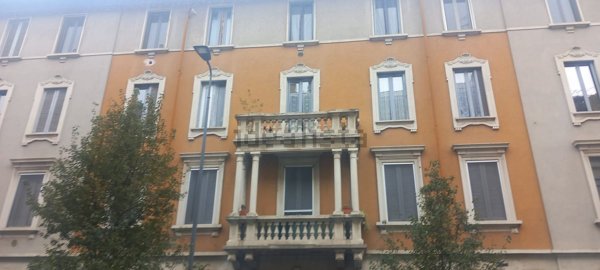 appartamento in vendita a Milano in zona Stadera
