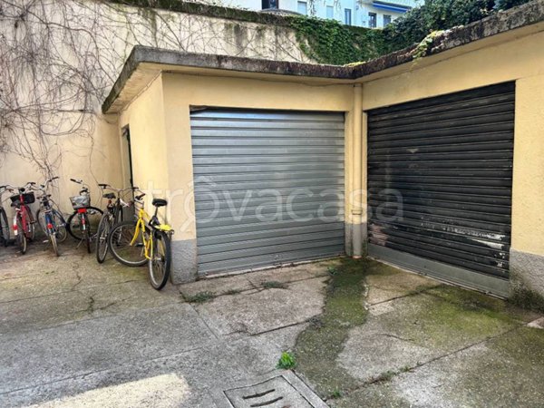 box auto in vendita a Milano