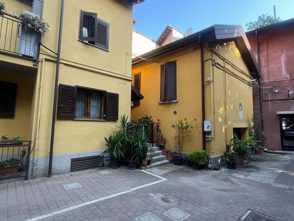 appartamento in vendita a Milano in zona Forlanini