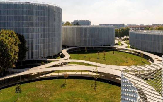 appartamento in vendita a Milano in zona Bocconi
