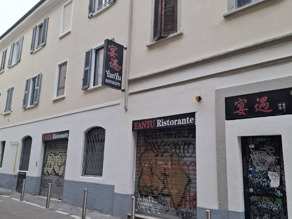 negozio in vendita a Milano in zona Porta Volta