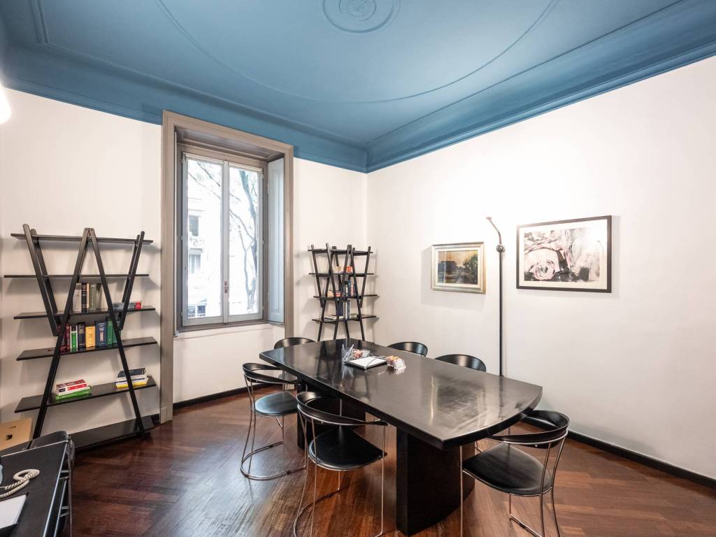 appartamento in vendita a Milano in zona Città Studi