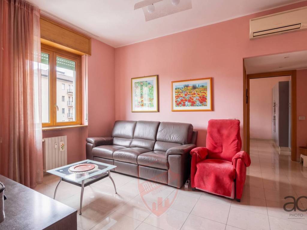 appartamento in vendita a Milano in zona Rottole