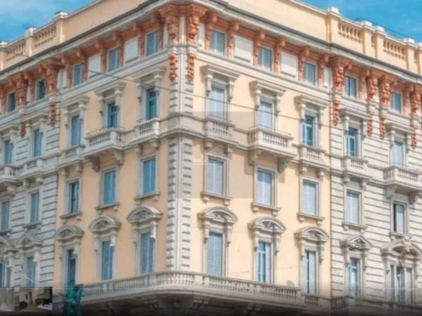 appartamento in vendita a Milano in zona Porta Venezia