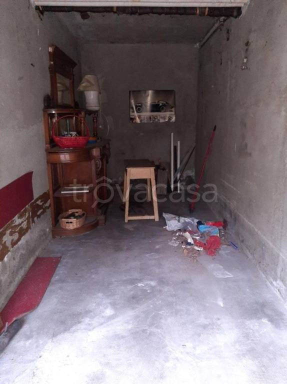 box auto in vendita a Milano in zona Restocco Maroni