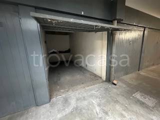 box auto in vendita a Milano in zona Bande Nere