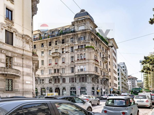 appartamento in vendita a Milano in zona Guastalla