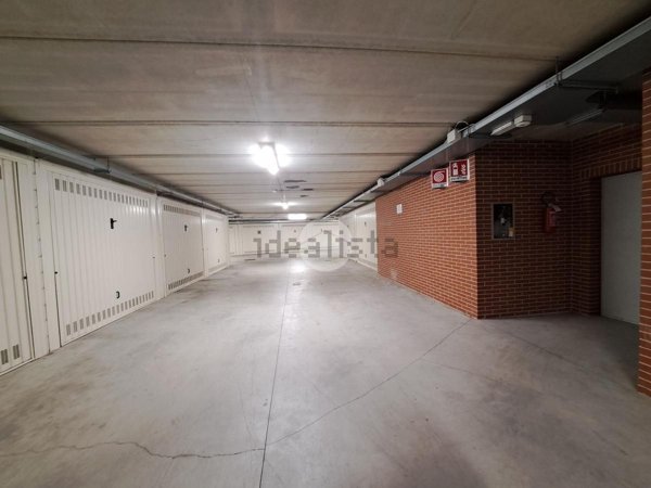 casa indipendente in vendita a Milano in zona Affori