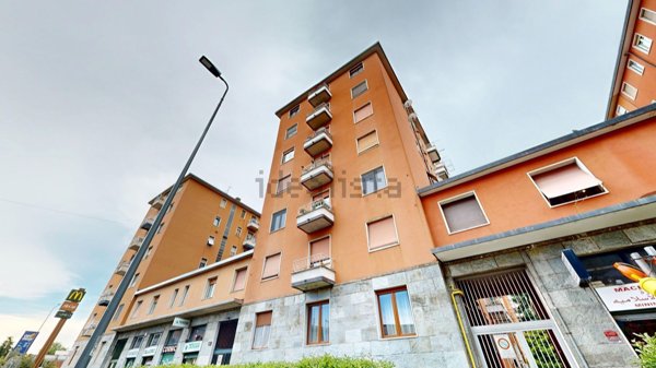 appartamento in vendita a Milano in zona Forze Armate