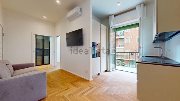 appartamento in vendita a Milano in zona Tibaldi