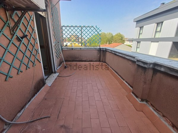 appartamento in vendita a Milano in zona Gorla