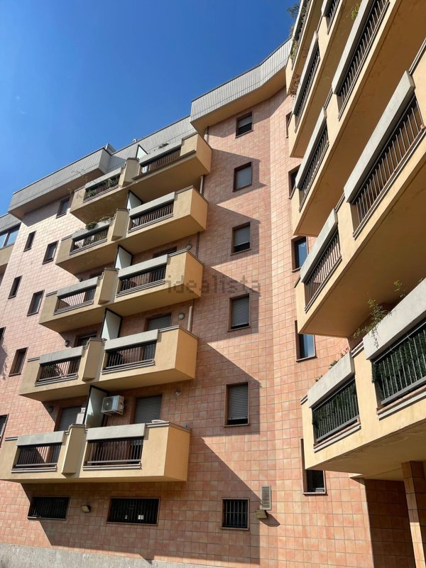 appartamento in vendita a Milano in zona Villapizzone