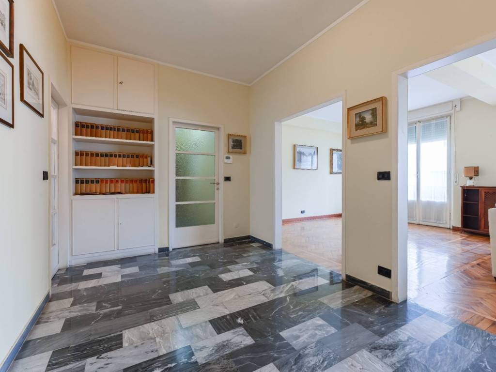 appartamento in vendita a Milano in zona Stazione Centrale