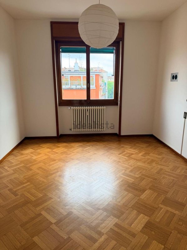 appartamento in vendita a Milano in zona Bande Nere