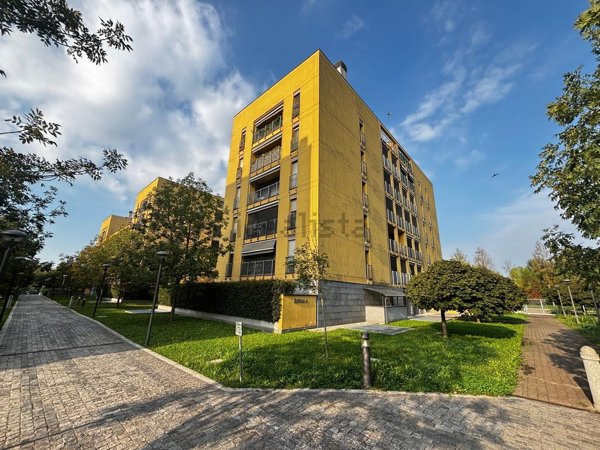 appartamento in vendita a Milano in zona Chiesa Rossa