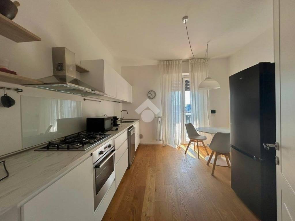 appartamento in vendita a Milano in zona Loreto
