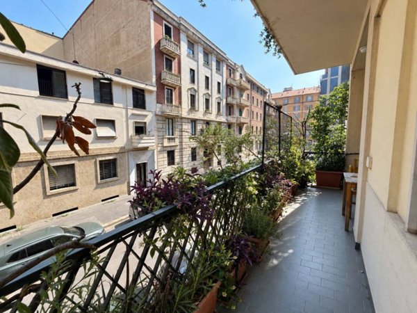 appartamento in vendita a Milano in zona Solari