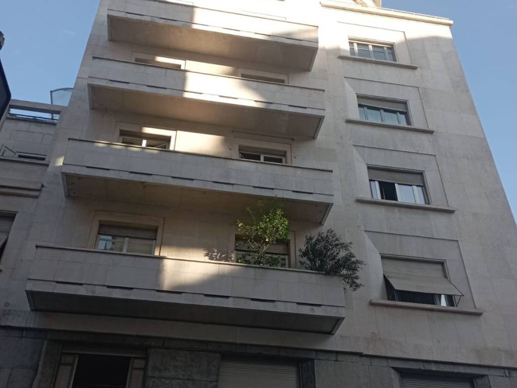 appartamento in vendita a Milano in zona Centro Direzionale