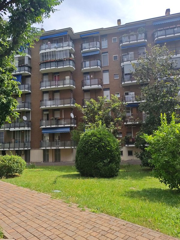 appartamento in vendita a Milano in zona San Cristoforo