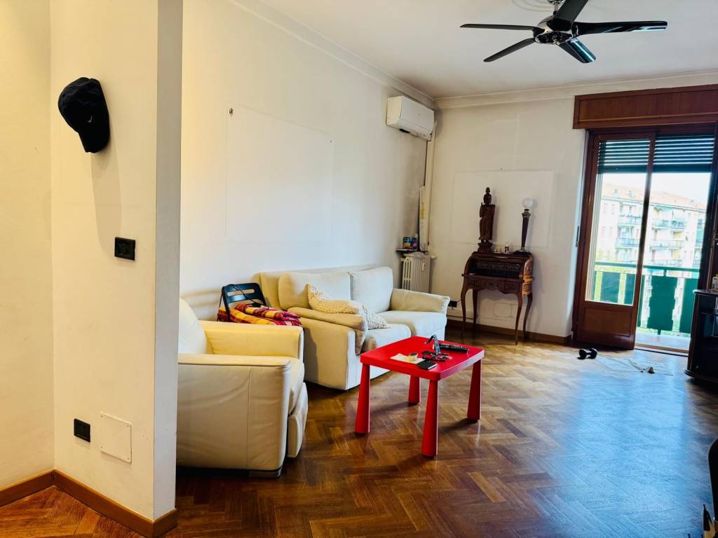 appartamento in vendita a Milano in zona Bande Nere