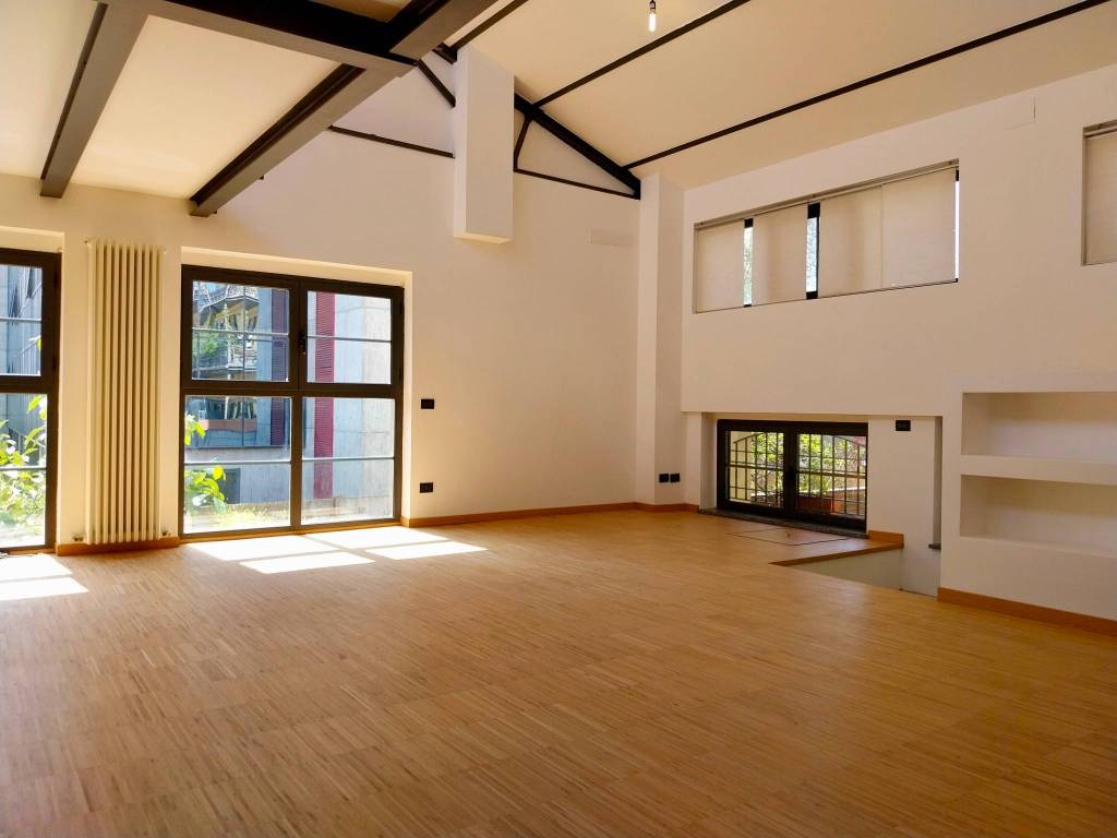 appartamento in vendita a Milano in zona Corvetto