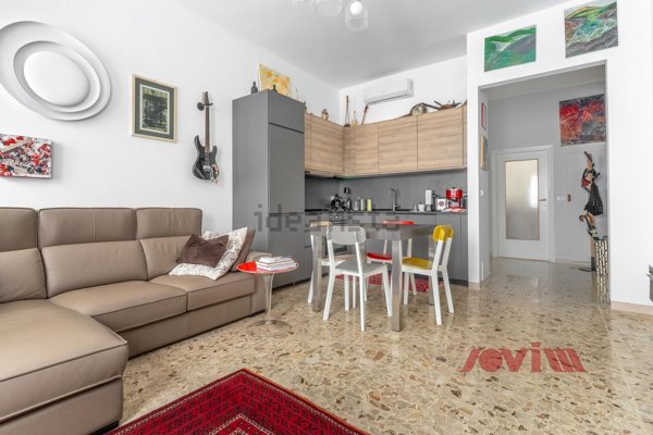 appartamento in vendita a Milano in zona Città Studi