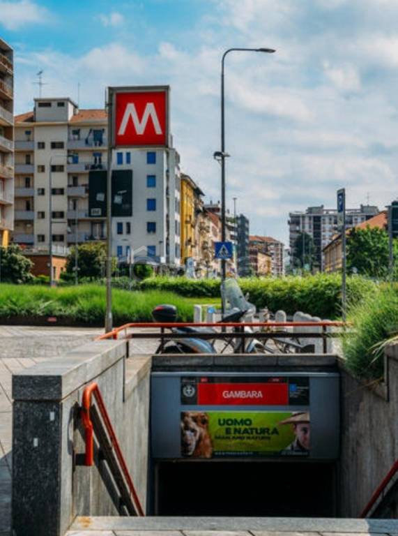appartamento in vendita a Milano in zona Bande Nere