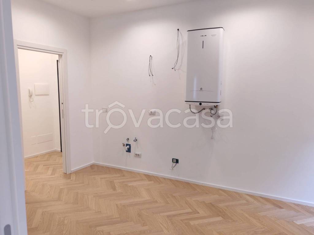 appartamento in vendita a Milano in zona Bande Nere
