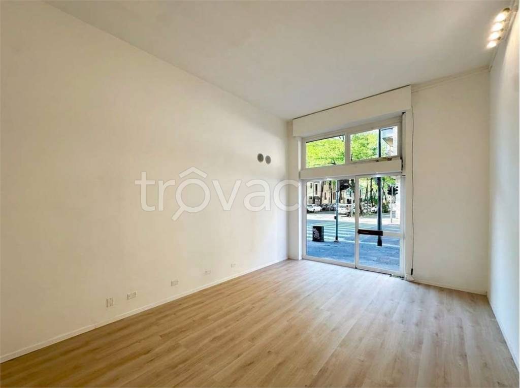appartamento in vendita a Milano in zona Città Studi