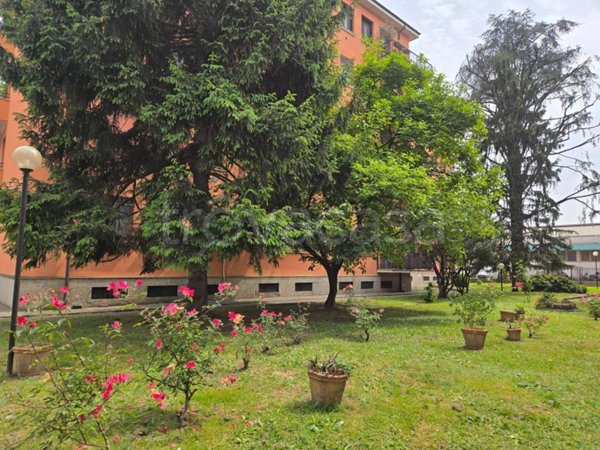 appartamento in vendita a Milano in zona Vigentino