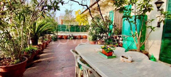 appartamento in vendita a Milano in zona Porta Garibaldi