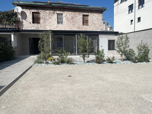 appartamento in vendita a Milano in zona Maggiolina