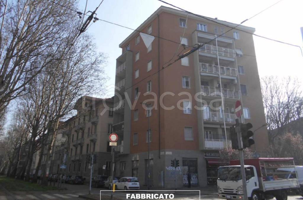appartamento in vendita a Milano in zona Città Studi