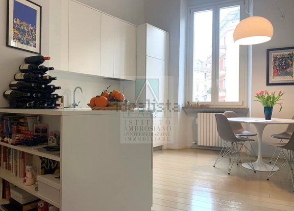 appartamento in vendita a Milano in zona Porta Lodovica