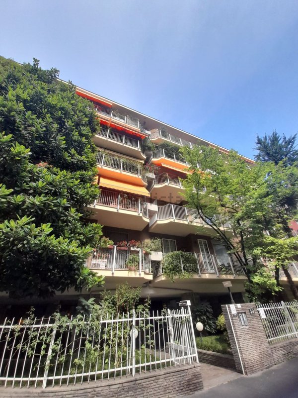 appartamento in vendita a Milano in zona Solari