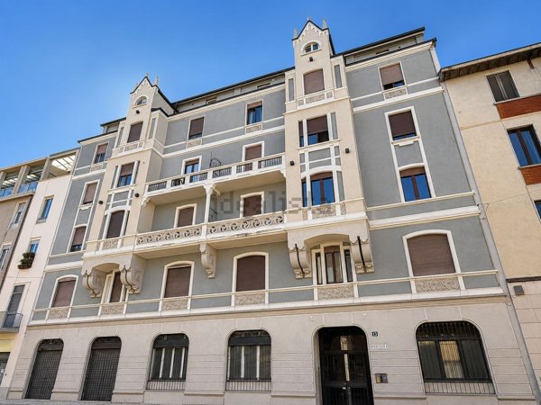 appartamento in vendita a Milano in zona Loreto