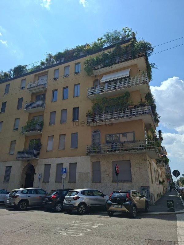 appartamento in vendita a Milano in zona Città Studi