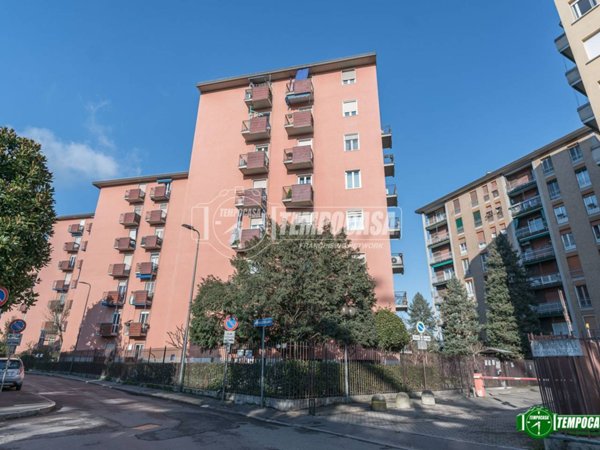 appartamento in vendita a Milano in zona Niguarda
